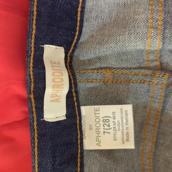 Aphrodite jeans - Picture 1 of 5